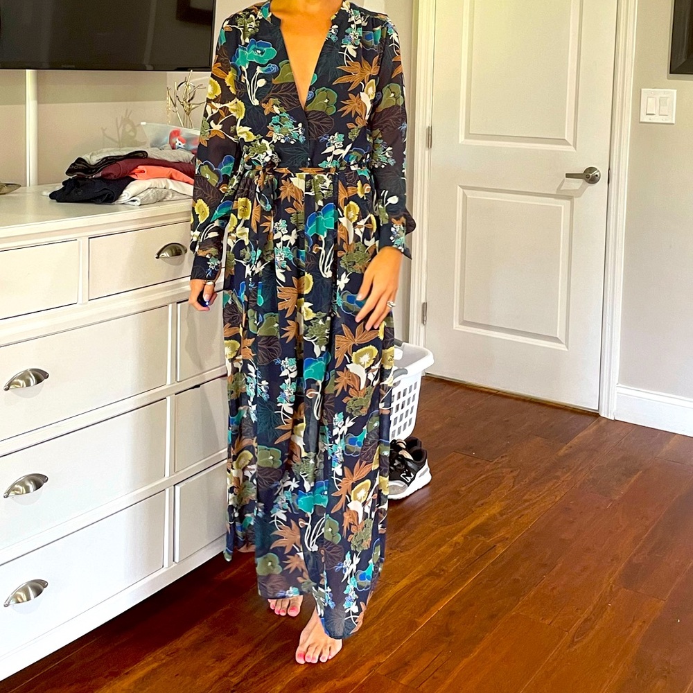 Floral Button Down Dress. Size S